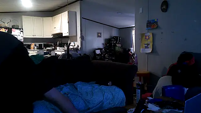 Snapshot of Bi_curious86 chatting on October 30, 2025, 3:46 pm Bi curious86 online show from October 30, 2025, 3:46 pm