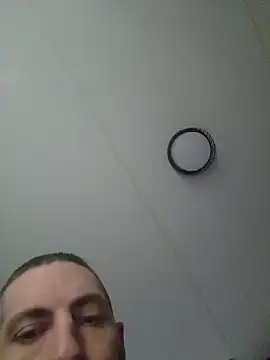 Snapshot of Bi_curious86 chatting on February 7, 2026, 3:16 pm Bi curious86 online show from February 7, 2026, 3:16 pm