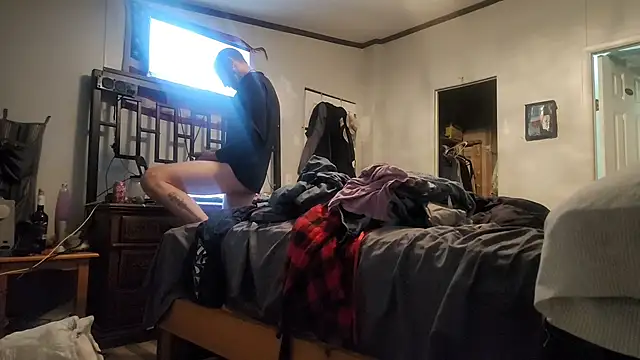 Snapshot of Bi_curious86 chatting on March 1, 2026, 6:26 am Bi curious86 online show from March 1, 2026, 6:26 am