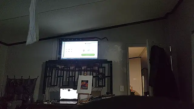 Snapshot of Bi_curious86 chatting on March 2, 2026, 12:13 am Bi curious86 online show from March 2, 2026, 12:13 am