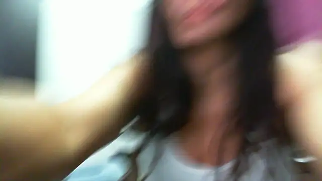 Snapshot of salome__milf chatting on March 13, 2025, 1:10 am salome milf online show from March 13, 2025, 1:10 am