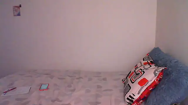 Snapshot of salome__milf chatting on September 15, 2025, 11:27 pm salome milf online show from September 15, 2025, 11:27 pm