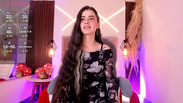 Snapshot of dasha-rodrigues chatting on July 18, 2026, 1:37 pm dasha-rodrigues online show from July 18, 2026, 1:37 pm