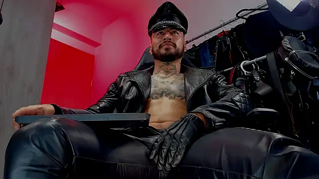 Snapshot of billyMayer_ chatting on February 19, 2025, 2:12 pm billyMayer online show from February 19, 2025, 2:12 pm