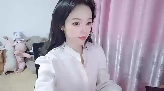 wwcc123 online show from March 9, 2025, 2:07 am