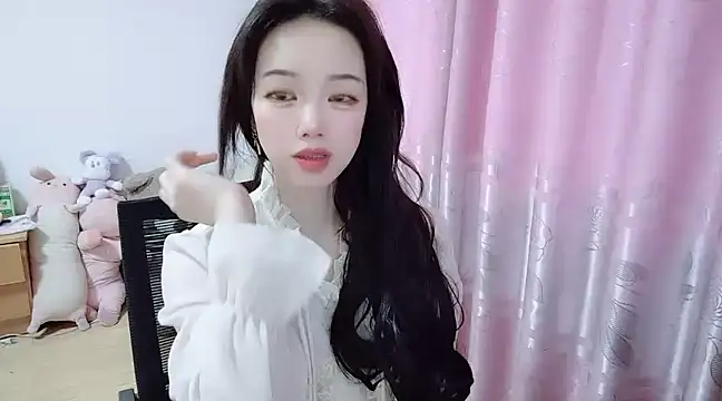 wwcc123 online show from March 13, 2025, 1:21 am