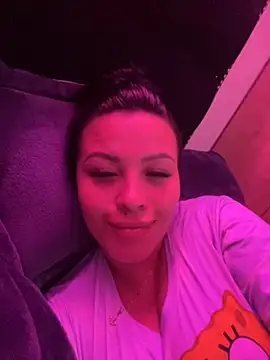 Snapshot of sexyyykloee chatting on October 10, 2025, 11:59 pm sexyyykloee online show from October 10, 2025, 11:59 pm