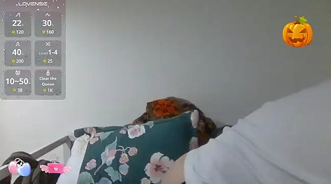 Gwencloudy online show from March 1, 2025, 3:49 pm