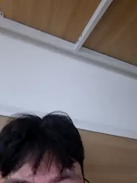 Snapshot of Gwencloudy chatting on May 15, 2026, 3:52 pm Gwencloudy online show from May 15, 2026, 3:52 pm