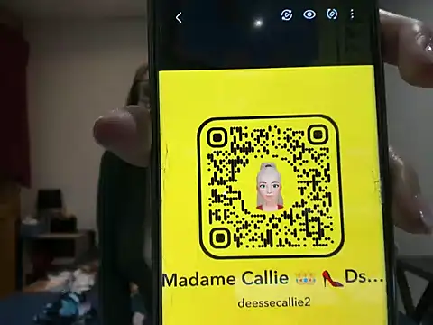 Snapshot of Madame_Callie chatting on April 1, 2026, 1:41 pm Madame Callie online show from April 1, 2026, 1:41 pm