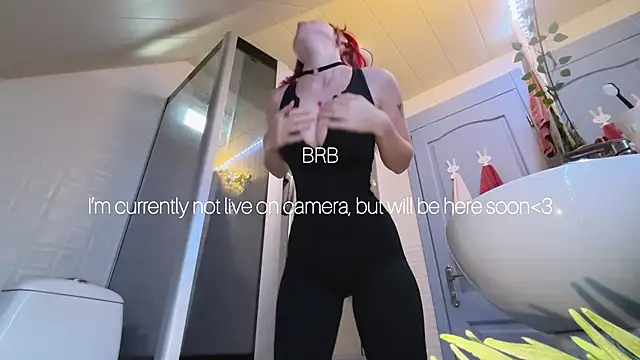 Snapshot of RubyLynxx chatting on December 5, 2024, 6:11 pm RubyLynxx online show from December 5, 2024, 6:11 pm