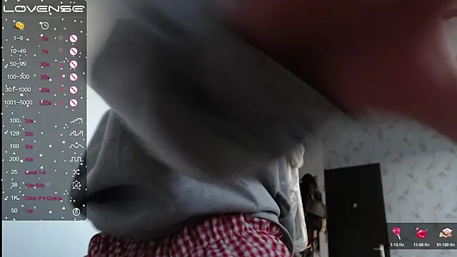 Snapshot of RubyLynxx chatting on October 11, 2025, 2:04 pm RubyLynxx online show from October 11, 2025, 2:04 pm