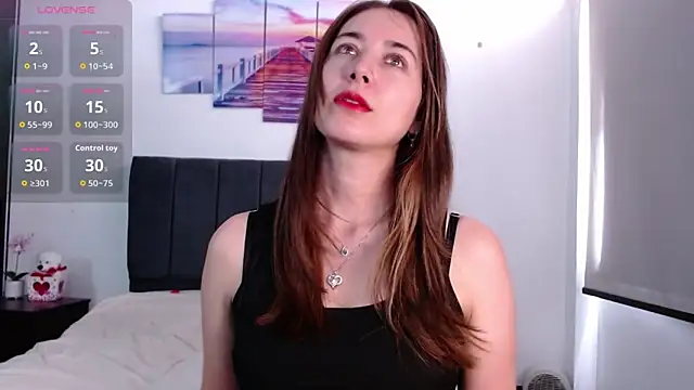 Snapshot of Daniela-hot chatting on June 15, 2026, 5:04 pm Daniela-hot online show from June 15, 2026, 5:04 pm