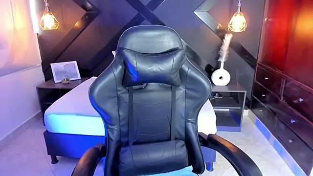 Snapshot of dark_gotica chatting on March 22, 2025, 7:09 pm dark gotica online show from March 22, 2025, 7:09 pm