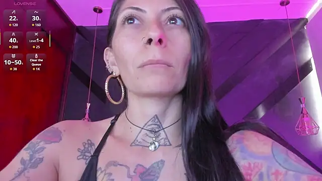 Snapshot of dark_gotica chatting on November 21, 2025, 7:23 pm dark gotica online show from November 21, 2025, 7:23 pm