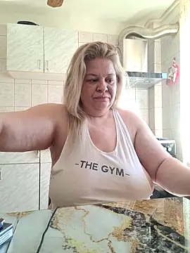 AriannaMilf online show from April 26, 2026, 10:46 am