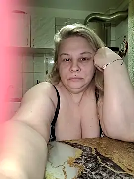 AriannaMilf online show from May 2, 2026, 10:37 pm
