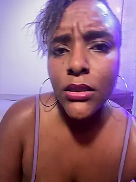 DianaBrownXX online show from July 18, 2026, 12:48 am