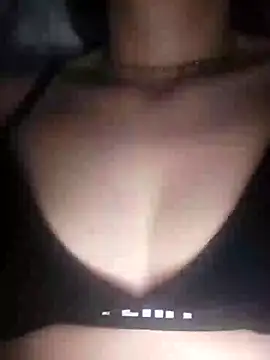 Snapshot of bruna_safadinhaa chatting on January 25, 2025, 10:29 am bruna safadinhaa online show from January 25, 2025, 10:29 am