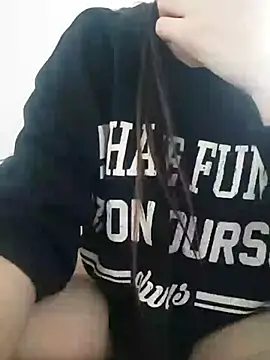 Snapshot of bruna_safadinhaa chatting on February 26, 2025, 5:07 pm bruna safadinhaa online show from February 26, 2025, 5:07 pm