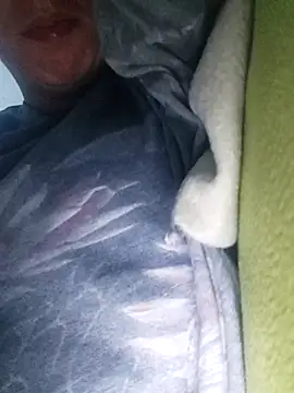 Snapshot of bruna_safadinhaa chatting on March 22, 2025, 3:20 am bruna safadinhaa online show from March 22, 2025, 3:20 am