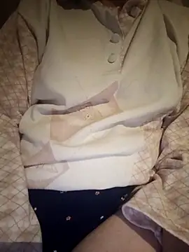 Snapshot of bruna_safadinhaa chatting on November 28, 2025, 6:54 pm bruna safadinhaa online show from November 28, 2025, 6:54 pm