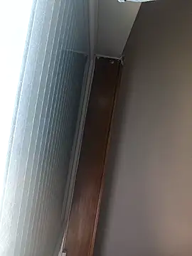 bruna safadinhaa online show from December 18, 2025, 2:12 pm