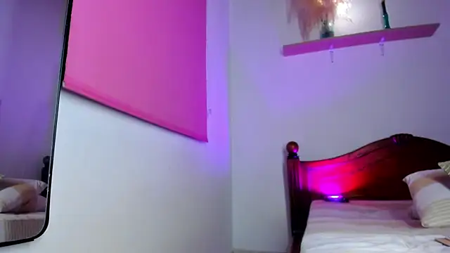 Juan Castano online show from November 9, 2025, 6:44 am