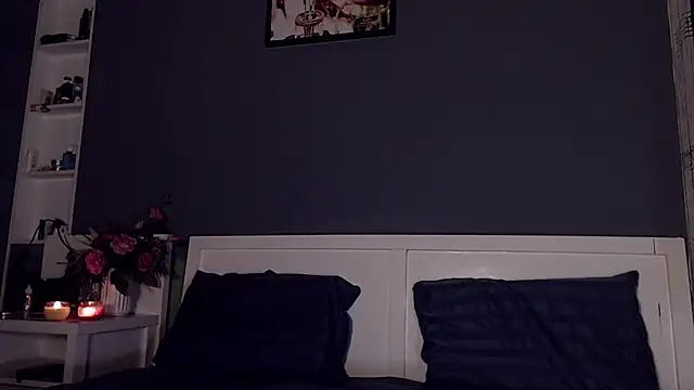 Snapshot of MeIisaLove chatting on December 12, 2024, 9:04 pm MeIisaLove online show from December 12, 2024, 9:04 pm