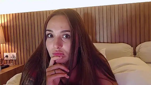 Snapshot of MeIisaLove chatting on December 26, 2024, 6:54 pm MeIisaLove online show from December 26, 2024, 6:54 pm