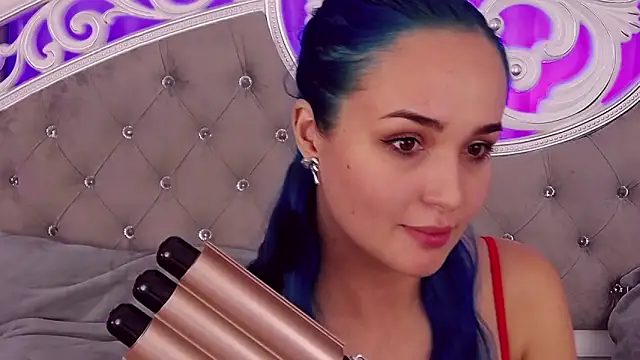 Snapshot of MeIisaLove chatting on March 14, 2025, 8:28 pm MeIisaLove online show from March 14, 2025, 8:28 pm