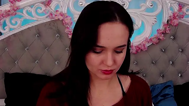 Snapshot of MeIisaLove chatting on February 15, 2026, 6:04 pm MeIisaLove online show from February 15, 2026, 6:04 pm