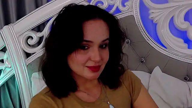 Snapshot of MeIisaLove chatting on March 14, 2026, 6:35 pm MeIisaLove online show from March 14, 2026, 6:35 pm