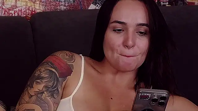 MeIisaLove online show from August 1, 2026, 6:07 pm