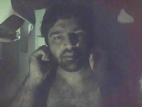 Snapshot of JohnBond009 chatting on June 19, 2026, 11:08 pm JohnBond009 online show from June 19, 2026, 11:08 pm