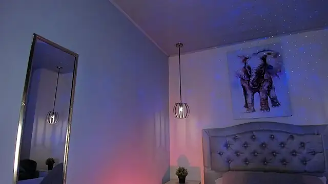 ayshel   online show from March 11, 2026, 3:34 am