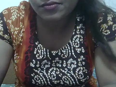 shekira99 online show from April 28, 2026, 3:06 pm