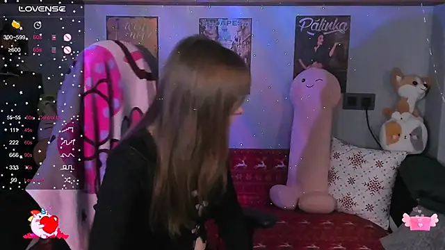 AliceLanley online show from December 13, 2024, 11:23 am