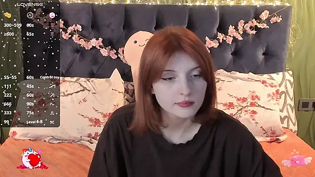 AliceLanley online show from October 3, 2025, 11:18 am