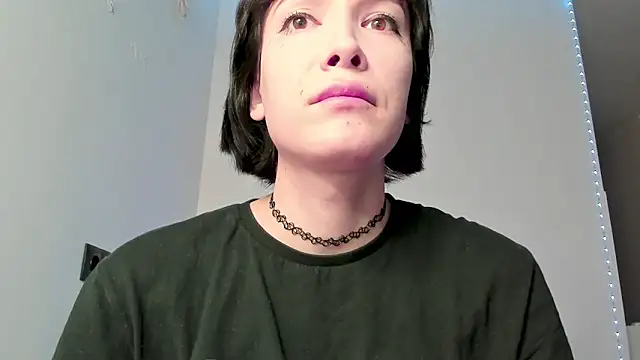 dollmore online show from January 19, 2025, 8:30 pm