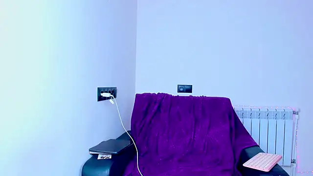 dollmore online show from September 27, 2025, 6:07 am