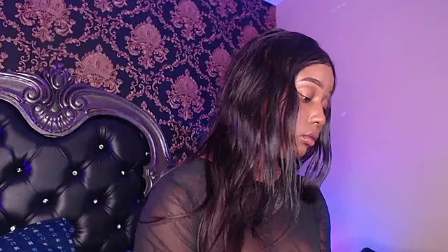 Snapshot of MichaelaCox chatting on May 29, 2026, 4:05 pm MichaelaCox online show from May 29, 2026, 4:05 pm
