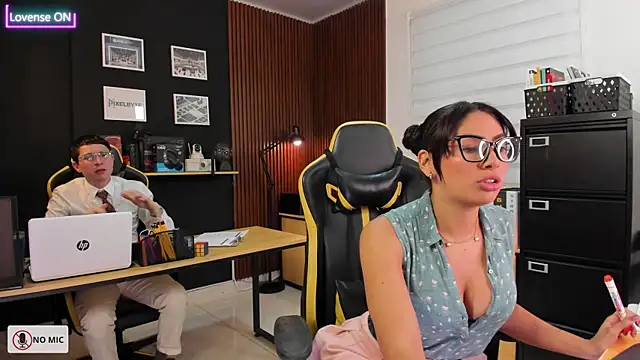 Snapshot of Office_Naughty_Girl chatting on March 22, 2025, 4:15 pm Office Naughty Girl online show from March 22, 2025, 4:15 pm