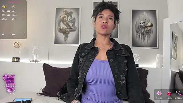 Snapshot of _Victoria_Hills chatting on March 14, 2025, 12:40 pm Victoria Hills online show from March 14, 2025, 12:40 pm