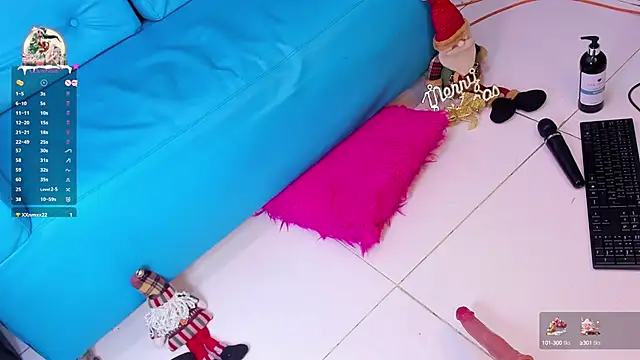 Snapshot of Renatta__ chatting on December 23, 2024, 4:28 pm Renatta online show from December 23, 2024, 4:28 pm