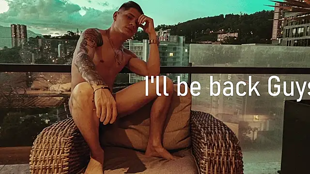 Snapshot of NykonPorman chatting on February 21, 2025, 9:24 am NykonPorman online show from February 21, 2025, 9:24 am