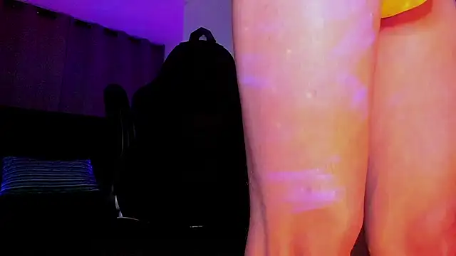 Snapshot of NykonPorman chatting on March 15, 2025, 3:40 am NykonPorman online show from March 15, 2025, 3:40 am