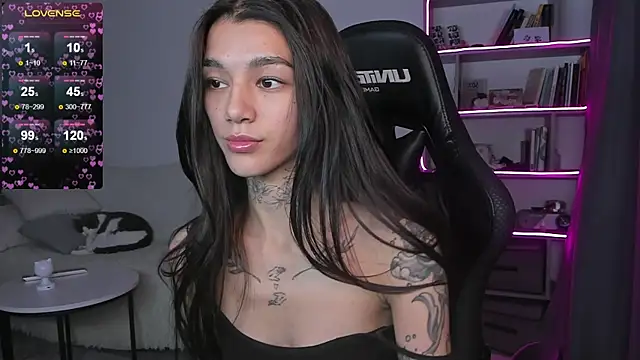 Snapshot of vinkitinkii chatting on December 21, 2024, 9:12 am vinkitinkii online show from December 21, 2024, 9:12 am