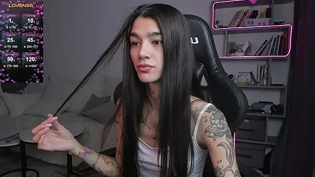 Snapshot of vinkitinkii chatting on February 11, 2025, 6:19 am vinkitinkii online show from February 11, 2025, 6:19 am