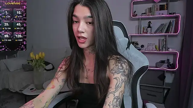 Snapshot of vinkitinkii chatting on March 12, 2025, 6:51 am vinkitinkii online show from March 12, 2025, 6:51 am